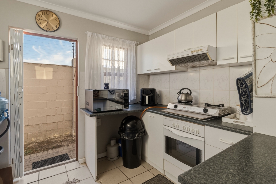 2 Bedroom Property for Sale in Fairview Golf Estate Western Cape